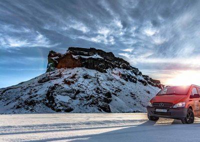 Camper Van og autocamper kør-selv ferie og bilferie i Island med ISLANDSREJSER