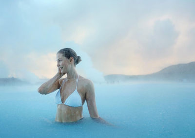 Blue Lagoon geotermiske luksus spa på kør-selv ferie bilferie eller grupperejse med ISLANDSREJSER
