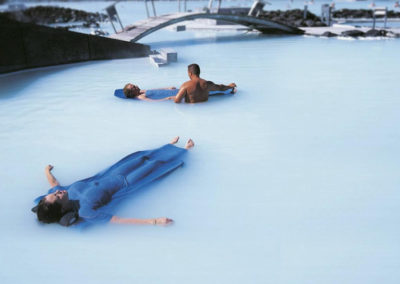 Blue Lagoon geotermiske luksus spa på kør-selv ferie bilferie eller grupperejse med ISLANDSREJSER