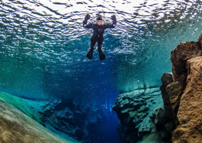 Snorkle ved Thingvellir og Silfra i Island på kør-selv ferie og bilferie med ISLANDSREJSER