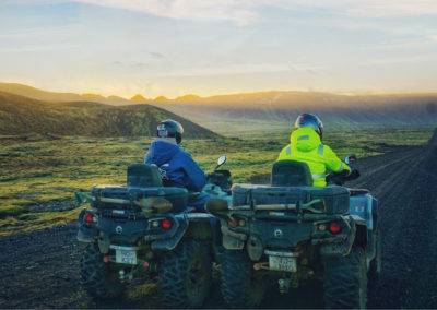 ATV-action ikke langt fra Reykjavik på kør-selv ferie og bilferie med ISLANDSREJSER