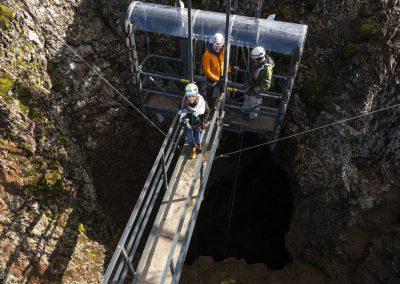 Ind i vulkanen i Island - inside the volcano på kør-selv ferie og bilferie med ISLANDSREJSER