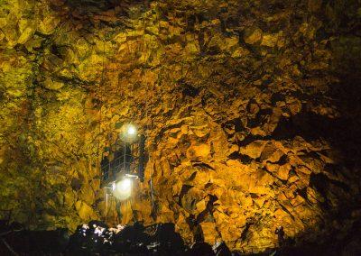 Ind i vulkanen i Island - inside the volcano på kør-selv ferie og bilferie med ISLANDSREJSER