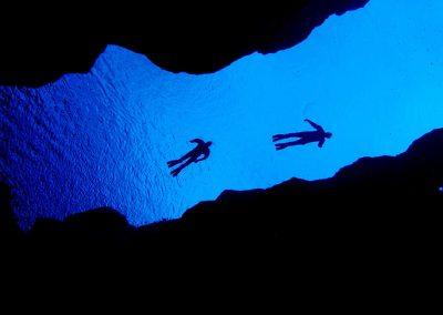 Snorkle ved Thingvellir og Silfra i Island på kør-selv ferie og bilferie med ISLANDSREJSER