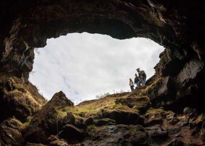 Underworld caving og grotter i Island - vinter - på kør-selv ferie og bilferie med ISLANDSREJSER