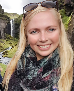 Mia Viberg fra Islandsrejser hjælper dig med at arrangere din rejse til Island.
