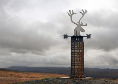 Laugarfell rensdyr-monument på kør-selv ferie bilferie og grupperejser i Island med ISLANDSREJSER