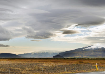 Eyjafjallajökull og smukke skyer på kør-selv ferie i Island med ISLANDSREJSER