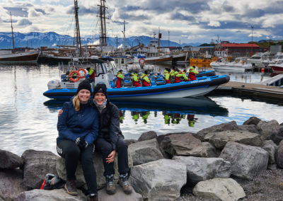 Ribbåd klar til hvalsafari i Husavik på kør-selv ferie bilferie og grupperejser i Island med ISLANDSREJSER