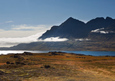 Bjerge ved Østfjordene på kør-selv ferie bilferie og grupperejser i Island med ISLANDSREJSER