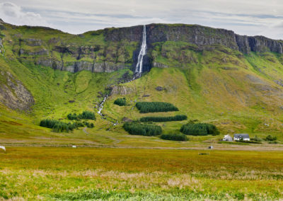 Klassisk landskab på Snæfellsnes-haløven på kør-selv ferie og bilferie i Island med ISLANDSREJSER