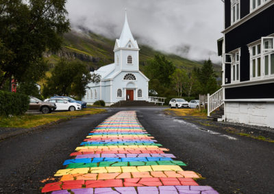 Seydisfjördur kirke på kør-selv ferie, bilferie og rejser til Island med ISLANDSREJSER