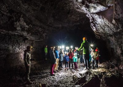 The Cave - Vidgelmir - Grotter og caving - aktiviteter i Island med ISLANDSREJSER