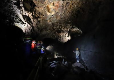 The Cave - Vidgelmir - Grotter og caving - aktiviteter i Island med ISLANDSREJSER