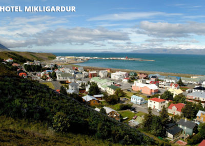Kør-selv ferie og bilferie i Island - Hotel Mikligardur