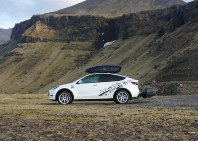 Tesla camper i Island - bilferie og kør-selv ferie i Island