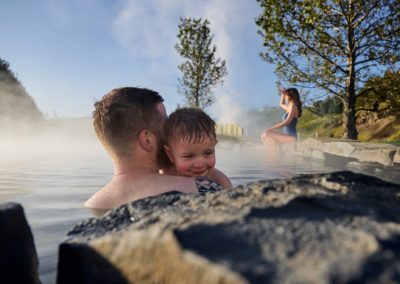 Secret Lagoon og geotermiske bade og varme kilder i Island - aktiviteter med ISLANDSREJSER