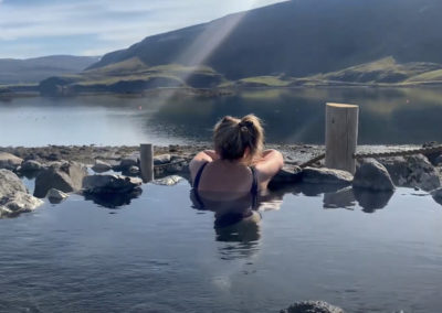 Hvammsvik varme kilder og geotermiske bade i Island - aktiviteter med ISLANDSREJSER