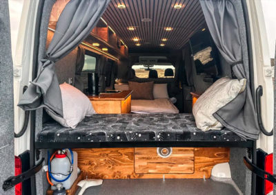 Camper van og rejser til Island med ISLANDSREJSER - indretning, Camp Big Foot